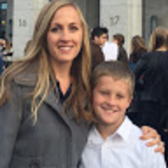 Meet your Posher, Julie - Picture 1 of 1